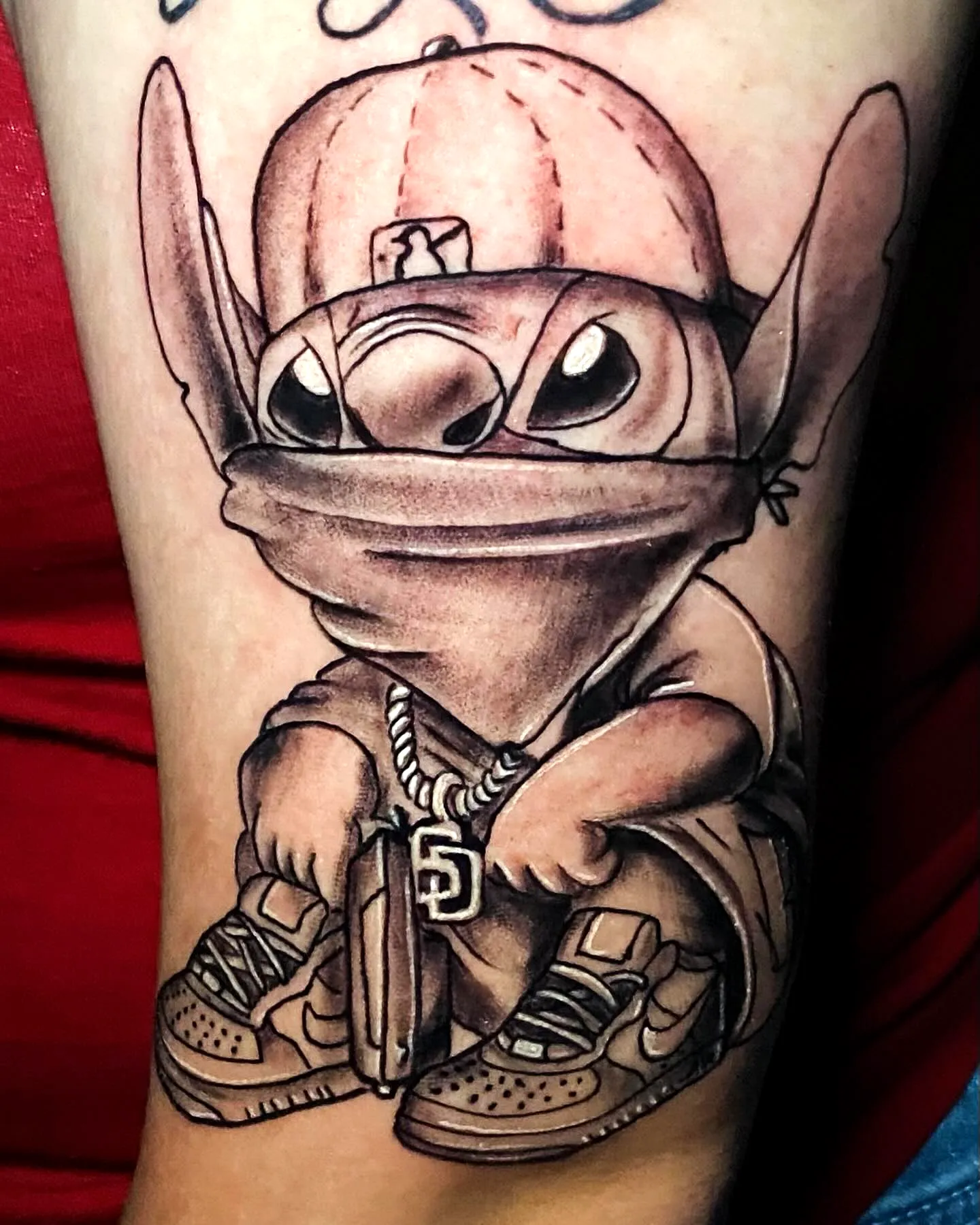 Alien Forearm Tattoo in Gray Shades