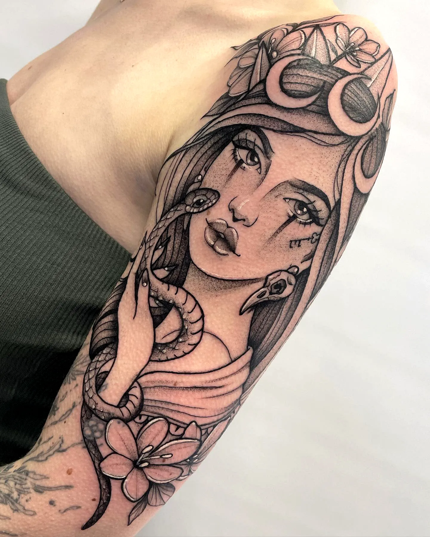 Floral Goggles Woman Upper Arm Tattoo