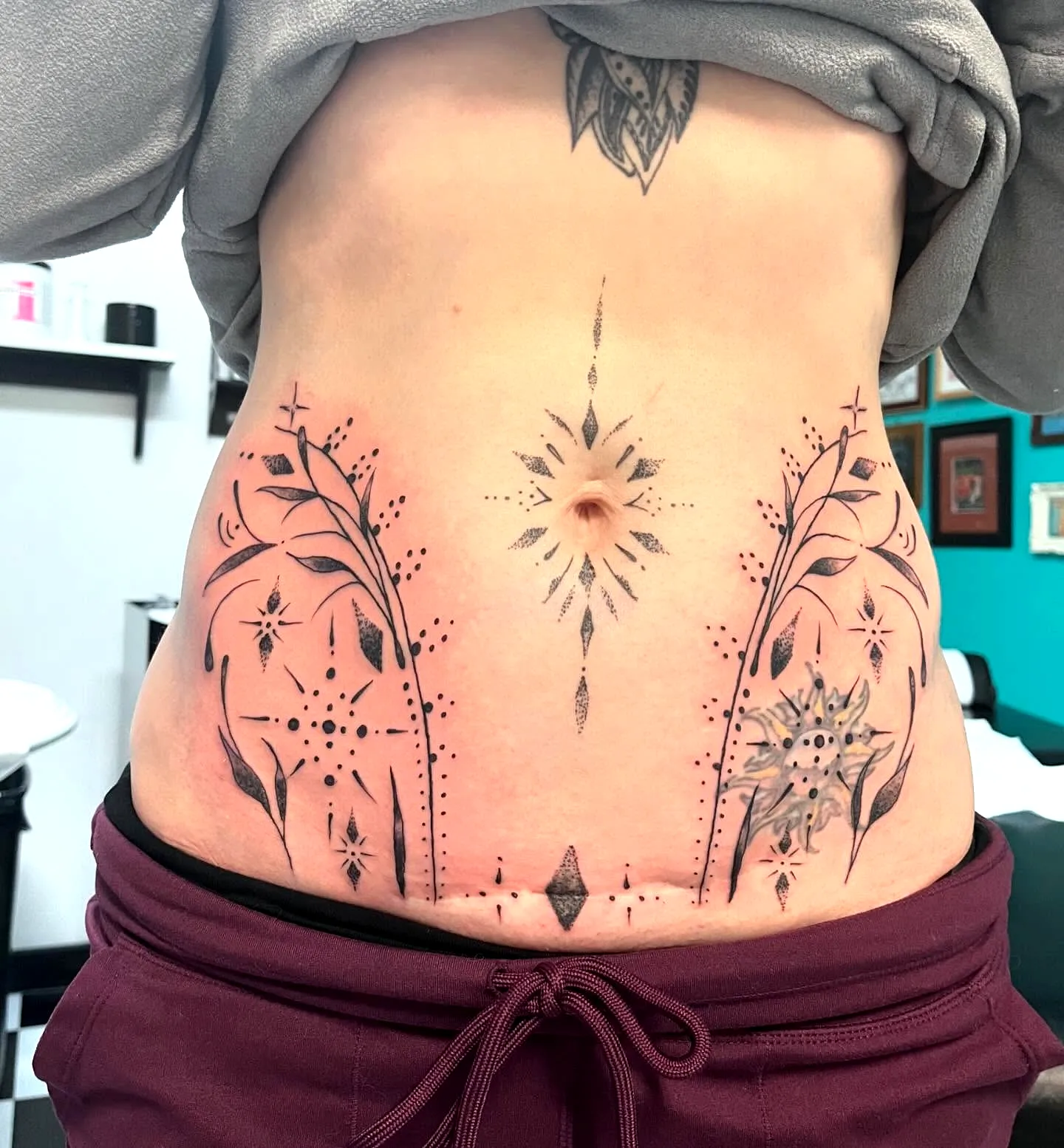 15 Unique Hip Tattoo Ideas for Bold Expressions