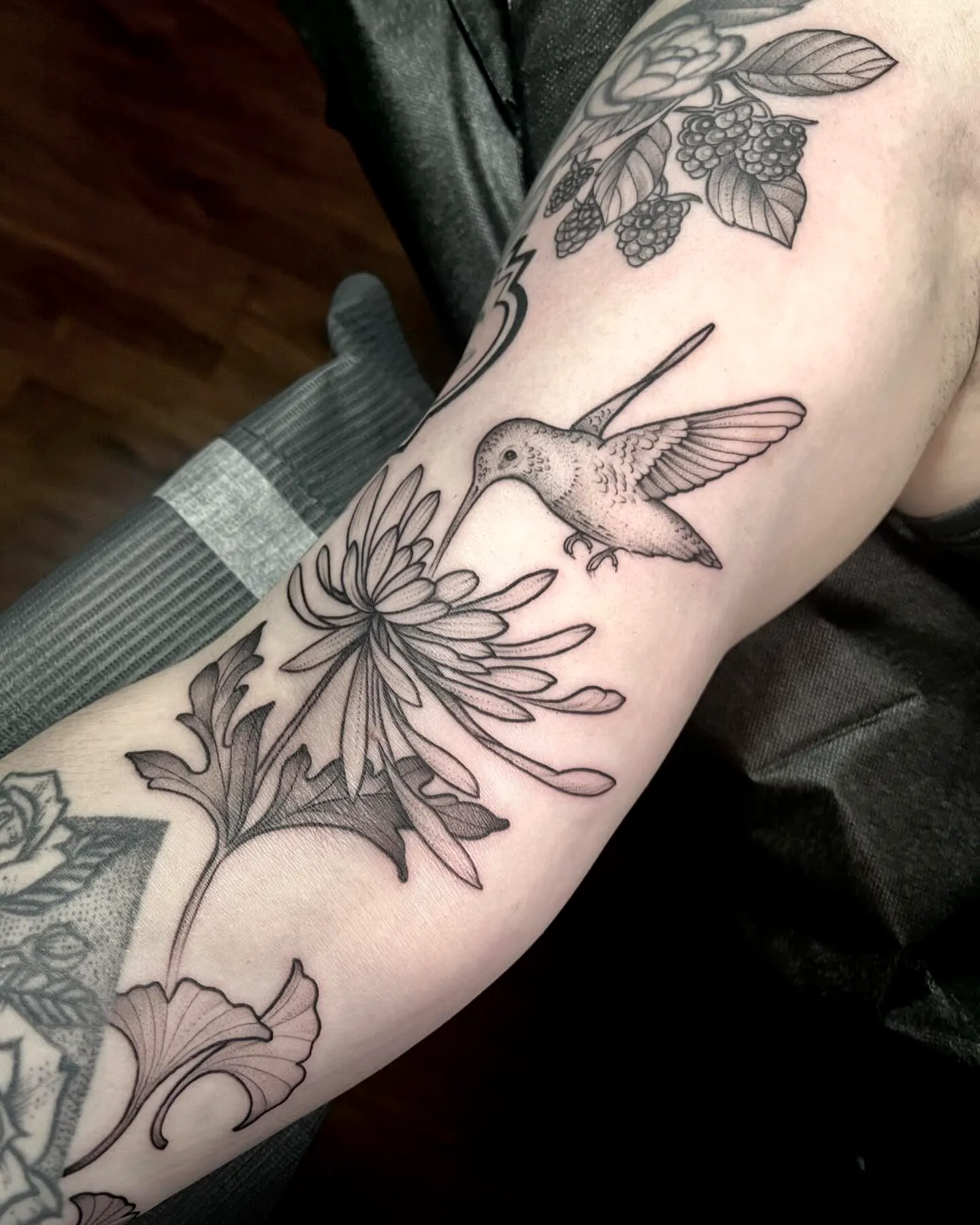 Hummingbird Forearm Tattoo in Black Ink