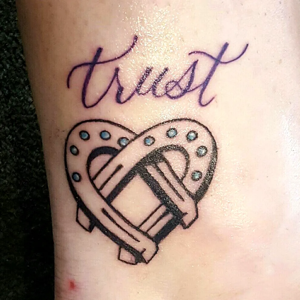Purple Trust Horseshoe Knot Leg Tattoo