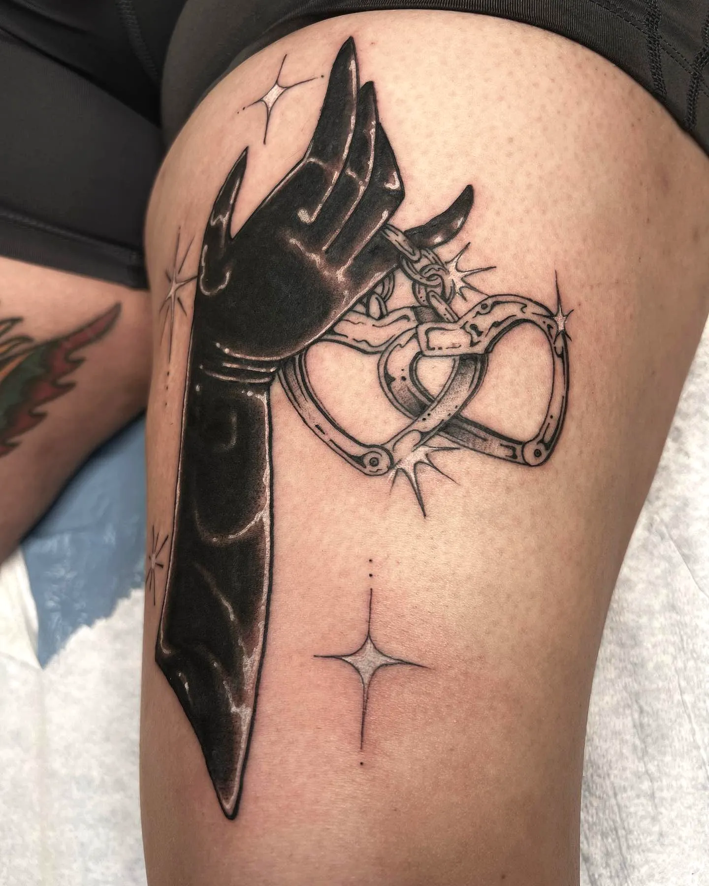 15 Timeless Handcuffs Tattoo Ideas For Unique Expression